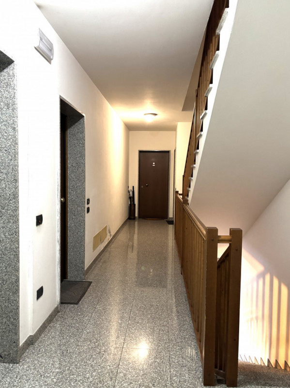 APPARTAMENTO IN LOCAZIONE !!!, COMODISSIMO, AL PIANO PRIMO CON ASCENSORE E GIARDINO CONDOMINIALE ...