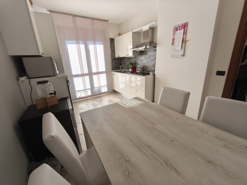 Scopri un'opportunità unica nel cuore di Saccolongo! Proponiamo in vendita un esclusivo appartame...