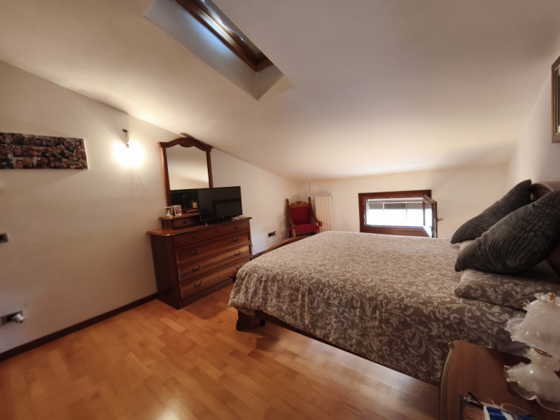 Scopri un'opportunità unica nel cuore di Saccolongo! Proponiamo in vendita un esclusivo appartame...