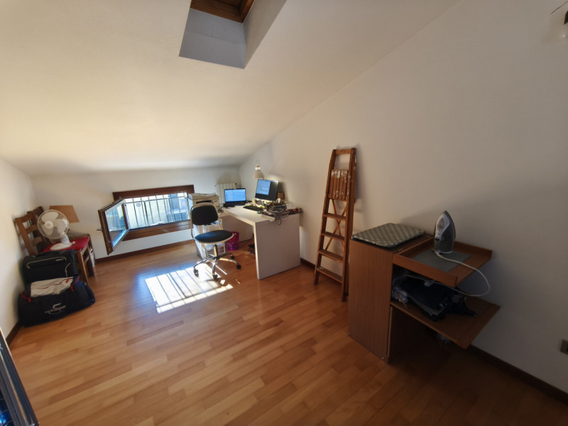 Scopri un'opportunità unica nel cuore di Saccolongo! Proponiamo in vendita un esclusivo appartame...