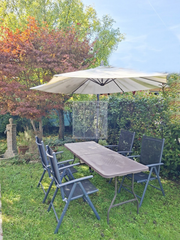 Proponiamo, in centro a Loreggia, appartamento al PIANO TERRA CON GIARDINO.

In contesto UNICO di...