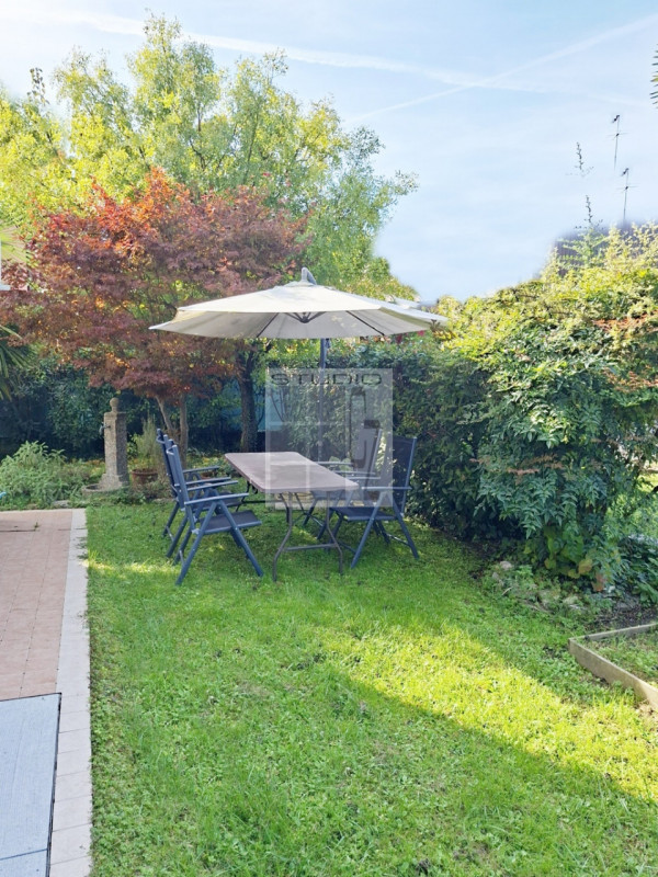 Proponiamo, in centro a Loreggia, appartamento al PIANO TERRA CON GIARDINO.

In contesto UNICO di...