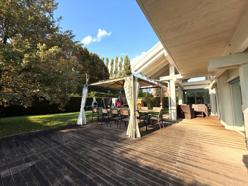 SALGAREDA - (TV)
VILLA SINGOLA CON PISCINA
Tra Salgareda e Ponte di Piave nasce questa splendida ...