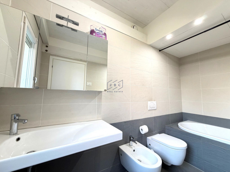 SALGAREDA - (TV)
VILLA SINGOLA CON PISCINA
Tra Salgareda e Ponte di Piave nasce questa splendida ...