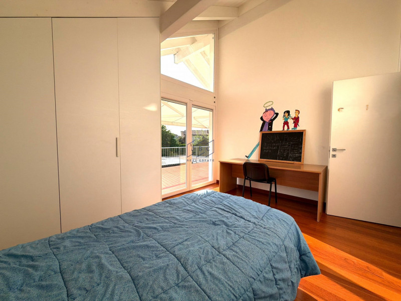 SALGAREDA - (TV)
VILLA SINGOLA CON PISCINA
Tra Salgareda e Ponte di Piave nasce questa splendida ...