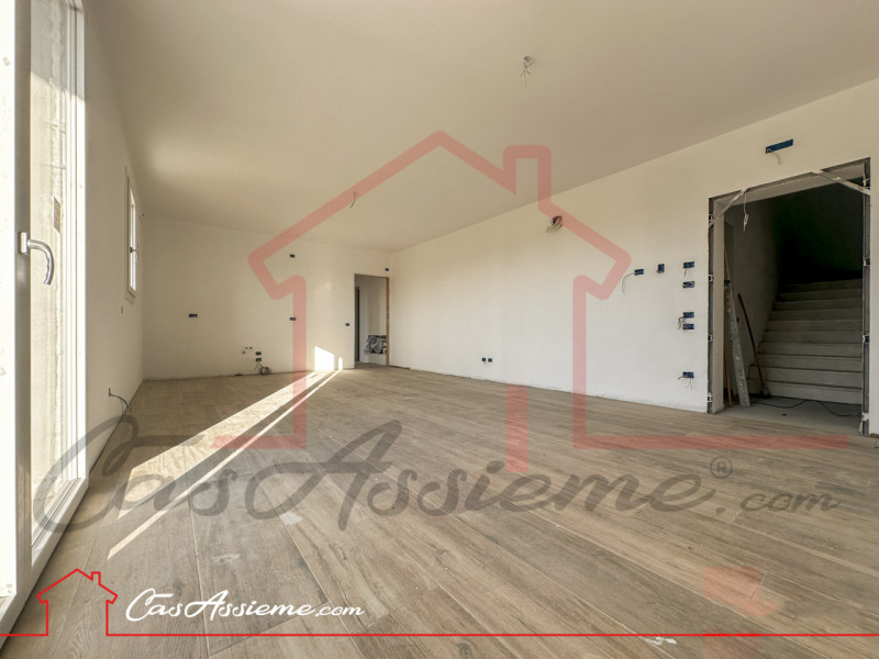 Rif. AH023
CHIAVI IN MANO - PIANO PRIMO € 165.000,00 // PIANO SECONDO € 170.000,00
A pochi passi ...