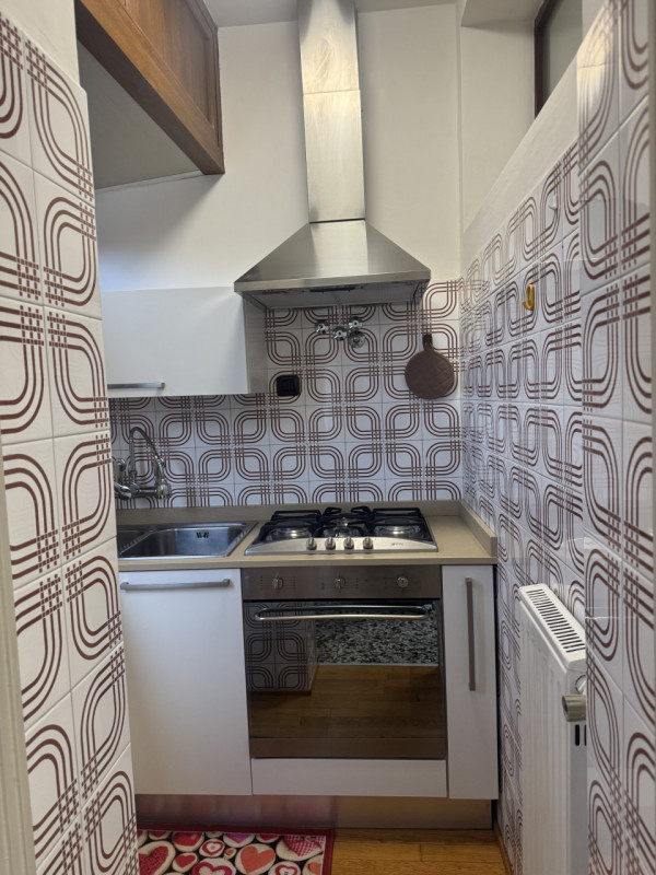 Padova – zona FORCELLINI

Affittasi stanza singola arredata con letto singolo, scrivania, sedia e...