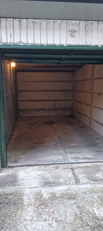 Padova – zona FORCELLINI

Affittasi stanza singola ampia e luminosa, arredata con letto matrimoni...