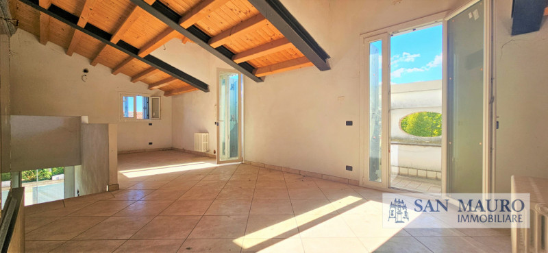 NANTO: in contesto di recente ristrutturazione appartamento da ultimare al primo ed ultimo piano ...