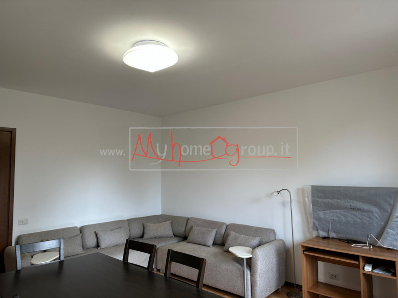 CADONEGHE: Appartamento al secondo piano completamente arredato a nuovo, composto di ingresso, so...