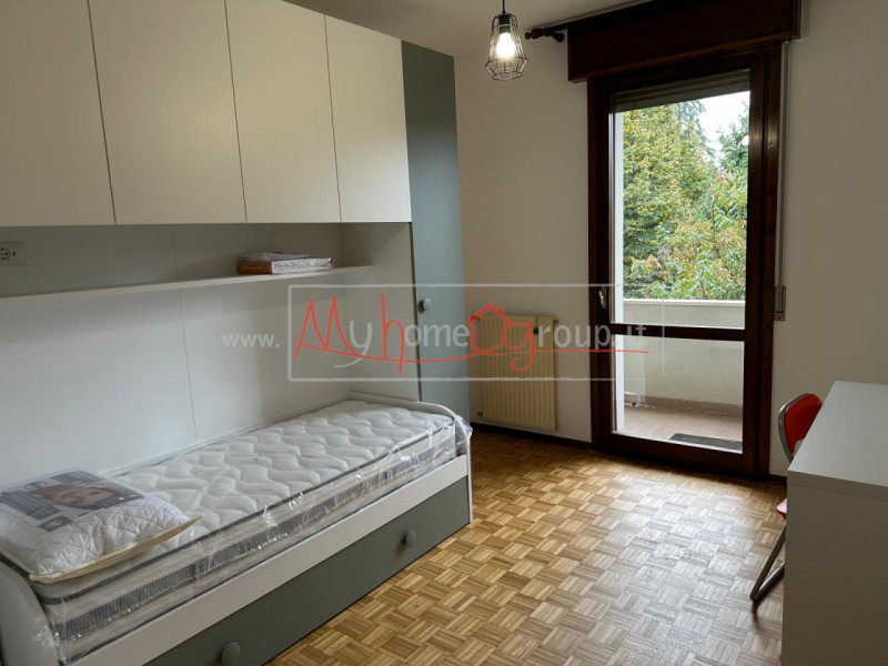 CADONEGHE: Appartamento al secondo piano completamente arredato a nuovo, composto di ingresso, so...