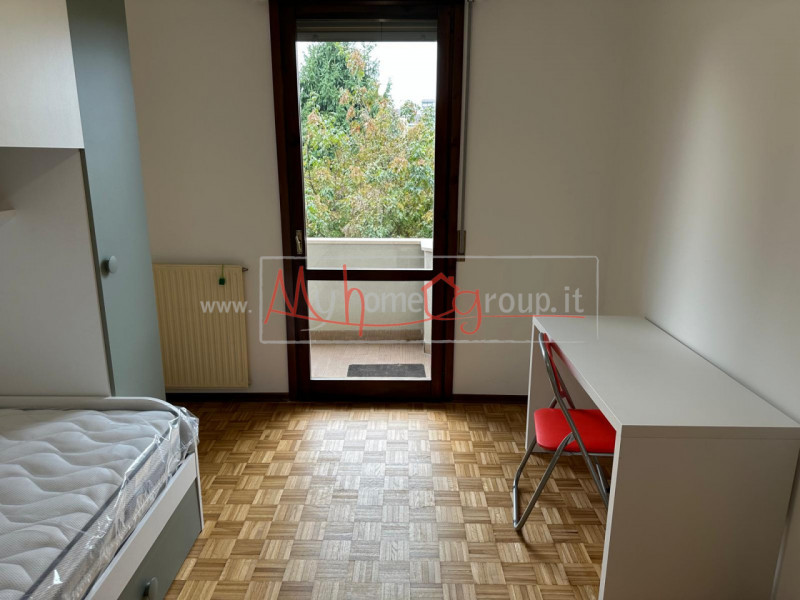 CADONEGHE: Appartamento al secondo piano completamente arredato a nuovo, composto di ingresso, so...