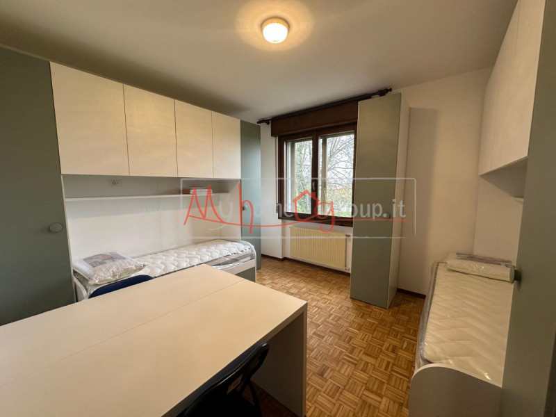 CADONEGHE: Appartamento al secondo piano completamente arredato a nuovo, composto di ingresso, so...