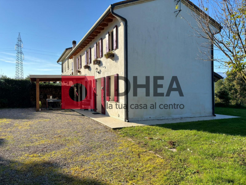 SANTA CROCE DEL MONTELLO 
"RIF:APNB1"

L'agenzia immobiliare Idhea ha il piacere di proporvi bifa...