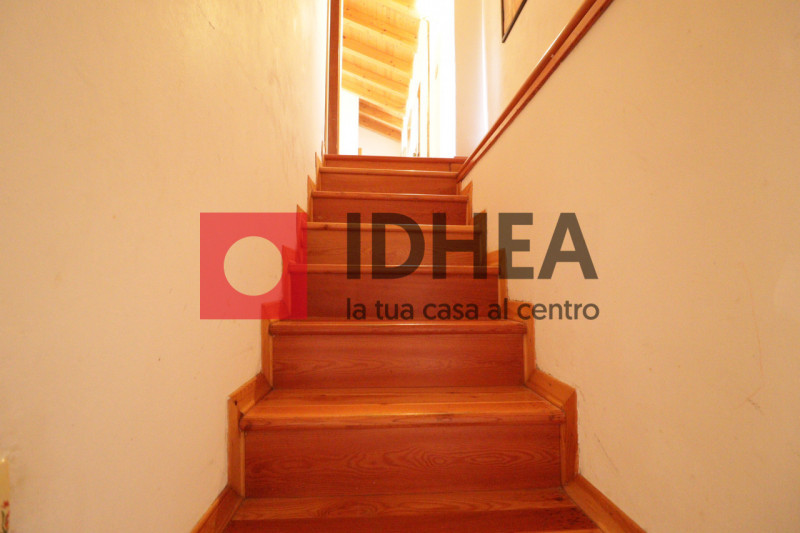 SANTA CROCE DEL MONTELLO 
"RIF:APNB1"

L'agenzia immobiliare Idhea ha il piacere di proporvi bifa...