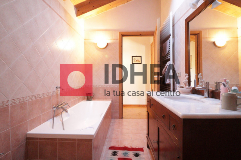 SANTA CROCE DEL MONTELLO 
"RIF:APNB1"

L'agenzia immobiliare Idhea ha il piacere di proporvi bifa...