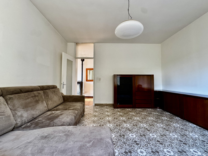 VISITE SOSPESE PER TRATTATIVA IN CORSO

Marano Vicentino - Tricamere al piano terra con giardino ...