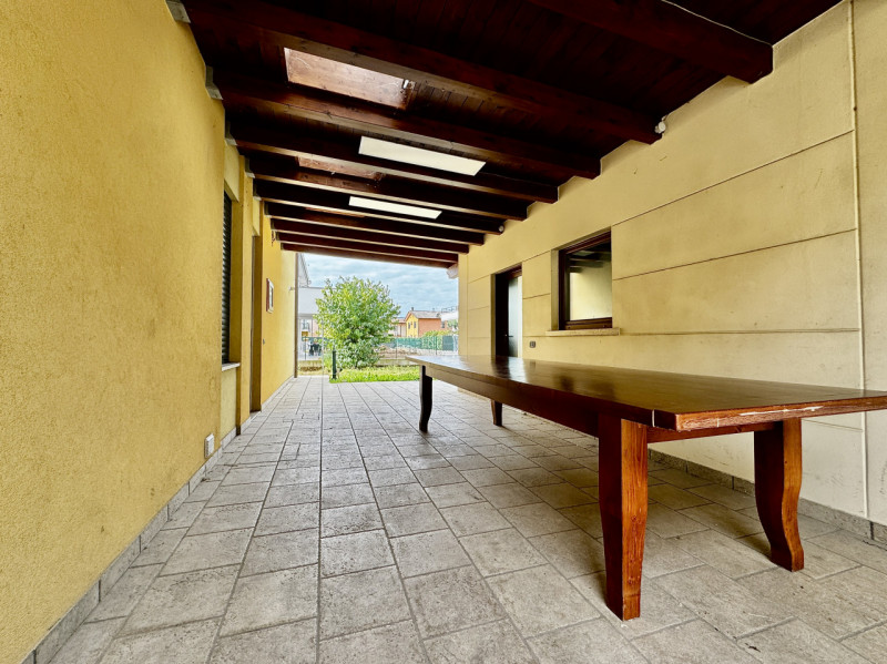 VISITE SOSPESE PER TRATTATIVA IN CORSO

Marano Vicentino - Tricamere al piano terra con giardino ...