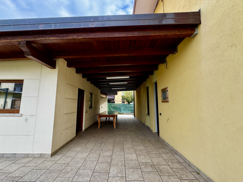 VISITE SOSPESE PER TRATTATIVA IN CORSO

Marano Vicentino - Tricamere al piano terra con giardino ...