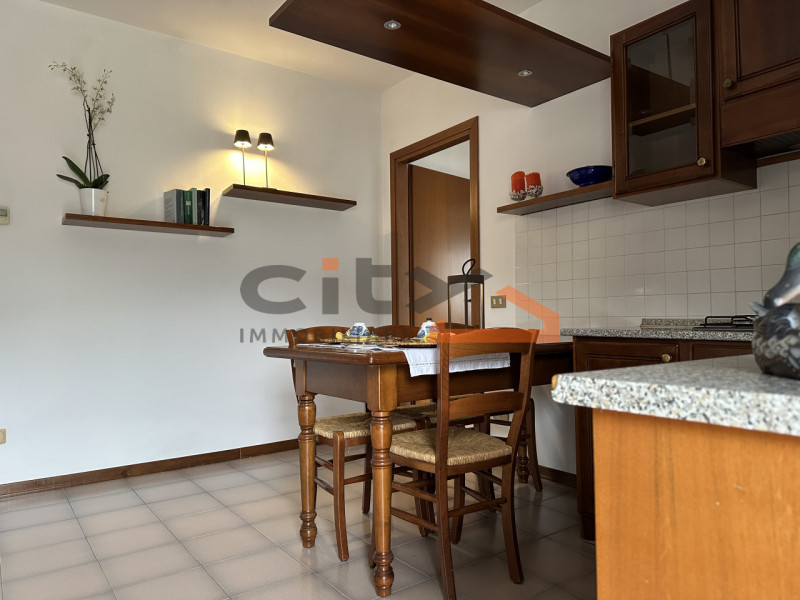 Romano d'Ezzelino - in zona tranquilla e ben servita, proponiamo in vendita MINI APPARTAMENTO COM...