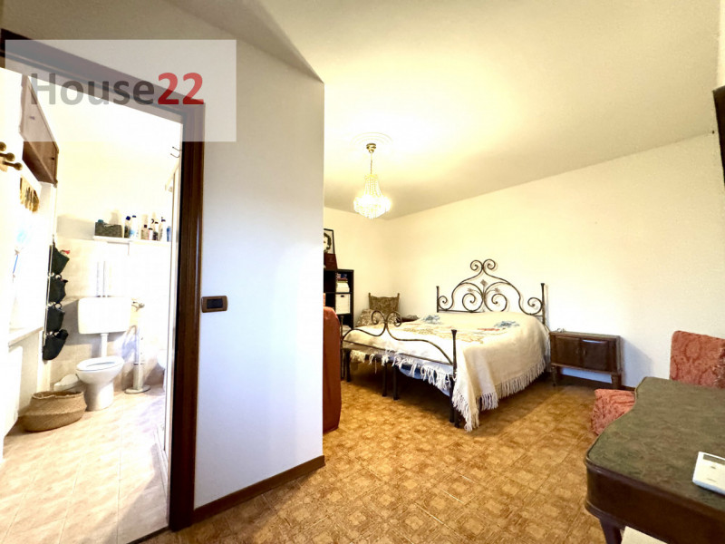 ZONA BERTESINA-VICENZA. BIFAMILIARE AFFIANCATA situata nel cuore della tranquilla zona di Bertesi...