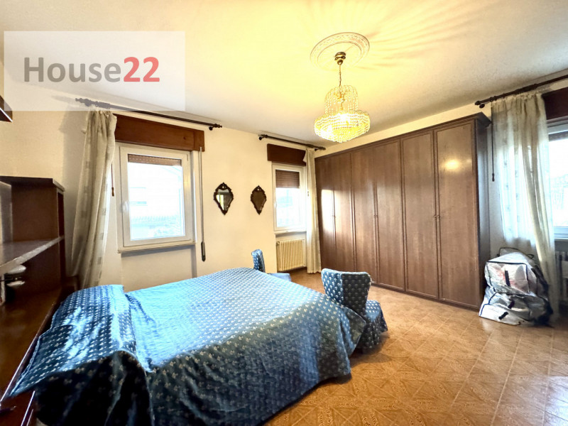 ZONA BERTESINA-VICENZA. BIFAMILIARE AFFIANCATA situata nel cuore della tranquilla zona di Bertesi...