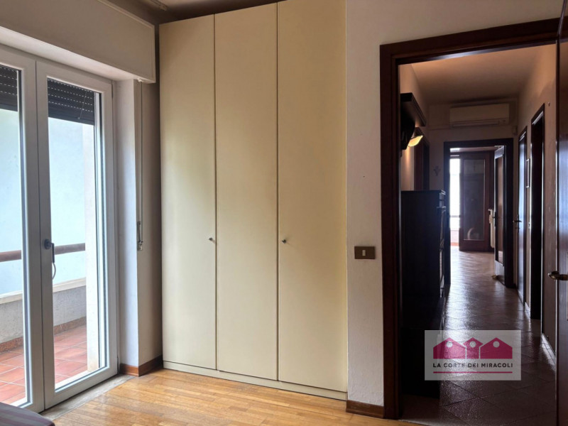 CREAZZO: SPLENDIDA CASA SINGOLA IN ZONA CENTRALE IDEALE PER CHI DESIDERA VIVERE IN UN CONTESTO TR...