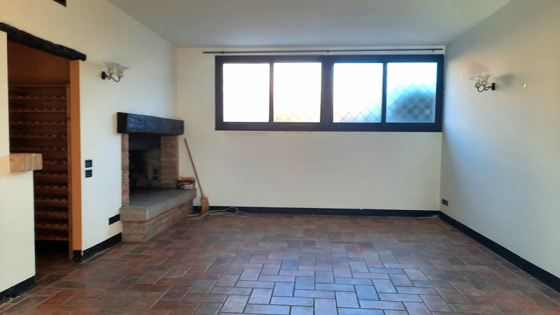 Porzione di Bifamiliare in centro a Mestrino
In una tranquilla via residenziale a pochi passi dal...