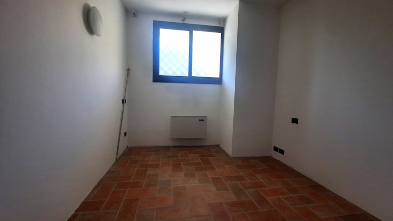 Porzione di Bifamiliare in centro a Mestrino
In una tranquilla via residenziale a pochi passi dal...