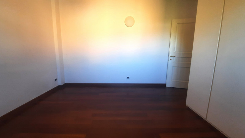 Porzione di Bifamiliare in centro a Mestrino
In una tranquilla via residenziale a pochi passi dal...