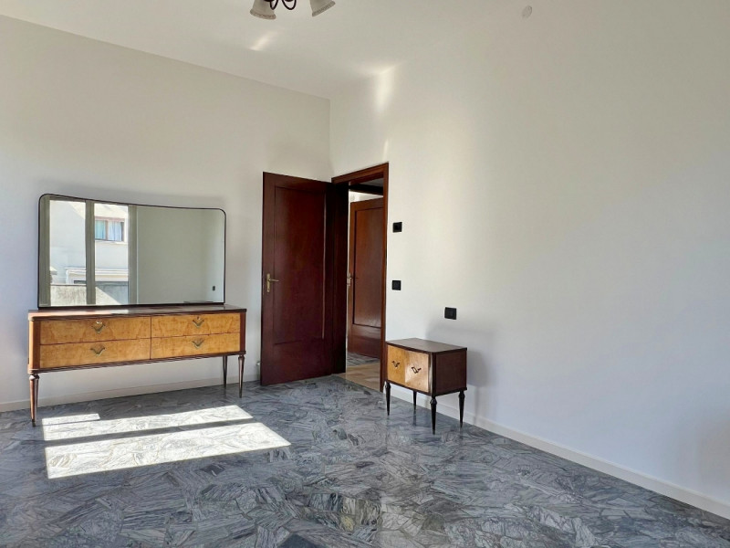 AFFITTASI TRICAMERE SEMIARREDATO E CON GARAGE E CANTINA, IN BIFAMILIARE A VICENZA - Rif. 8297
A p...