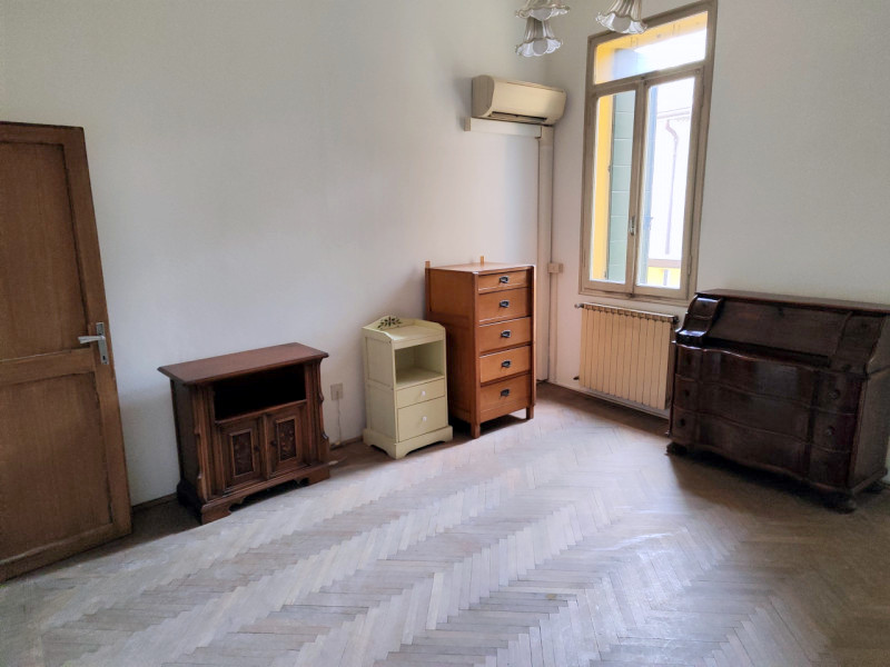 SPAZIOSO 1 CAMERA IN PIENO CENTRO €.232.000 - rif.RPCS299

Ti proponiamo un'ottima opportunità: u...