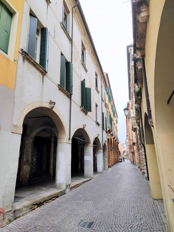 SPAZIOSO 1 CAMERA IN PIENO CENTRO €.232.000 - rif.RPCS299

Ti proponiamo un'ottima opportunità: u...