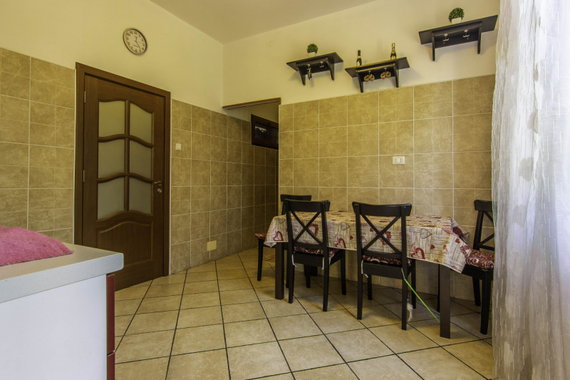 Arcella San Carlo: Ottima posizione comoda soprattutto a tutti i servizi in quanto situato in una...