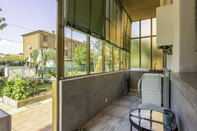 Arcella San Carlo: Ottima posizione comoda soprattutto a tutti i servizi in quanto situato in una...