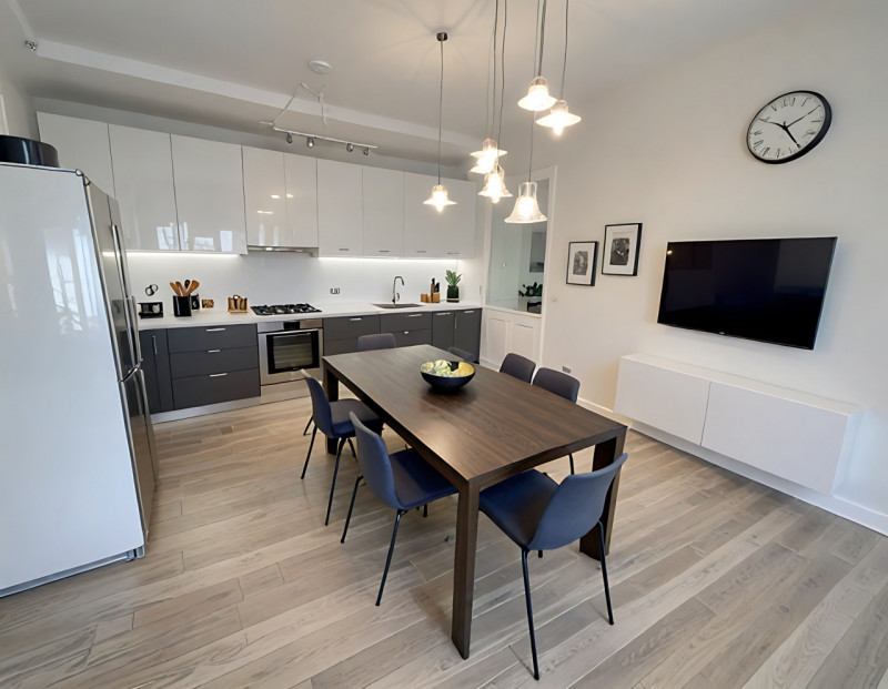 (Per INFO Cristina 3389226442) Situata a Montegrotto, in zona comodissima a tutti i servizi e tra...