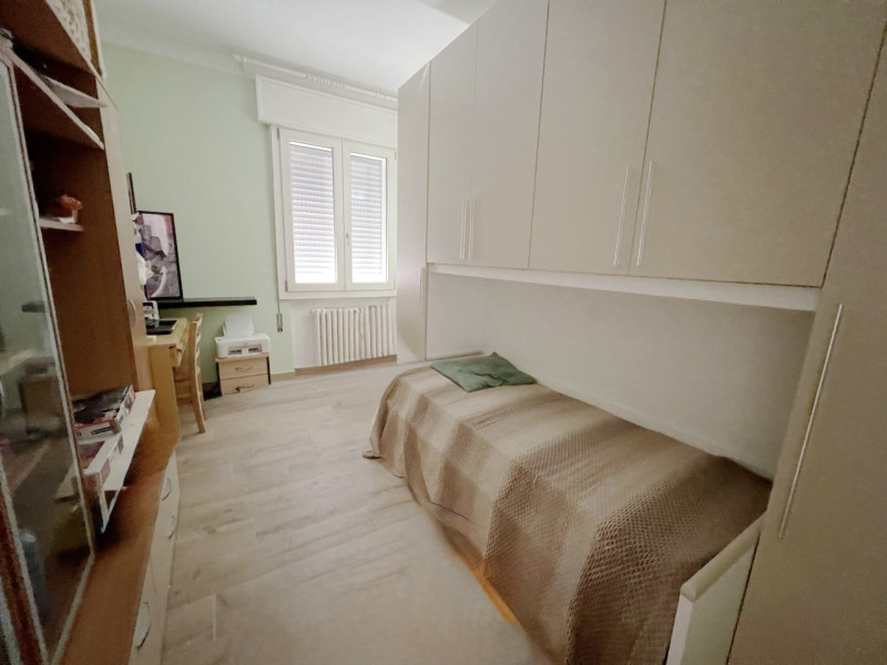 (Per INFO Cristina 3389226442) Situata a Montegrotto, comodissimo a tutti i servizi e trasporti, ...