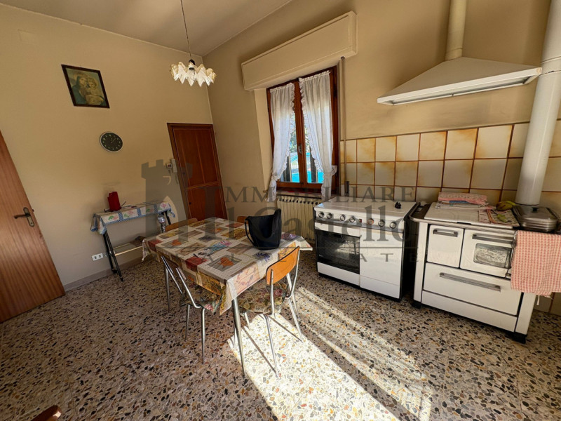 Immobiliare in Vendita a Castiglione Del Lago