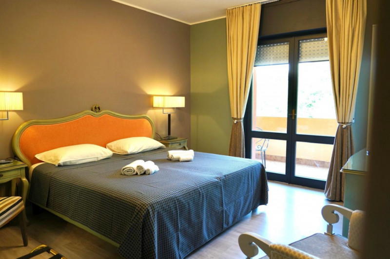 NON SOLO UN APPARTAMENTO TRICAMERE..MA UN INVESTIMENTO!

Qui non stiamo parlando di un appartamen...