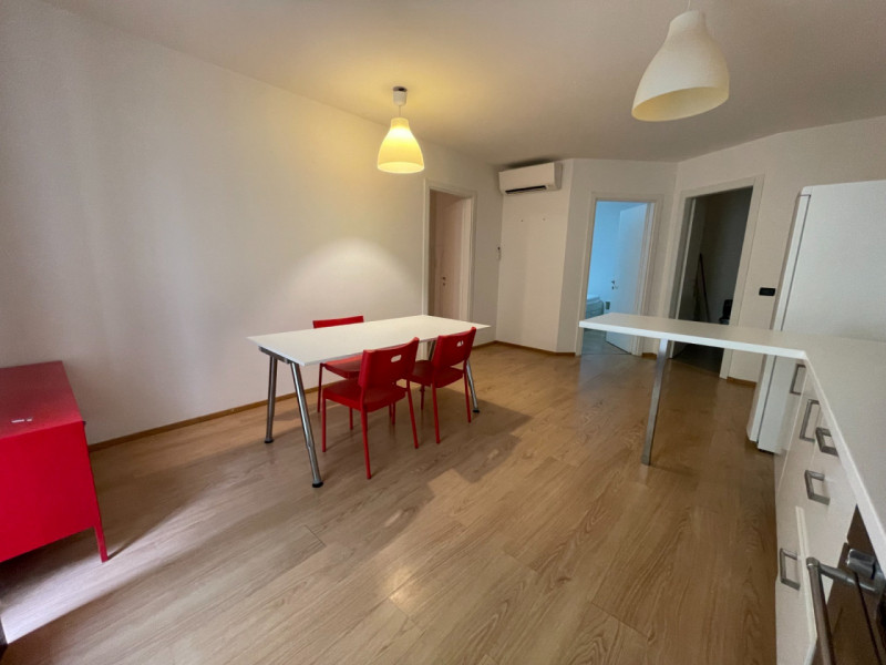 In una delle zone più ricercate di Padova, precisamente in via Savonarola, proponiamo in affitto ...