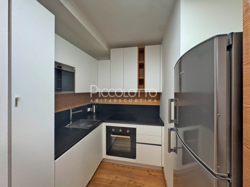 Rif. V5376 - Cortina d'Ampezzo, una delle località sciistiche più prestigiose al mondo. Questo im...