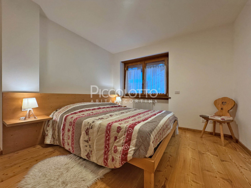 Rif. V5376 - Cortina d'Ampezzo, una delle località sciistiche più prestigiose al mondo. Questo im...