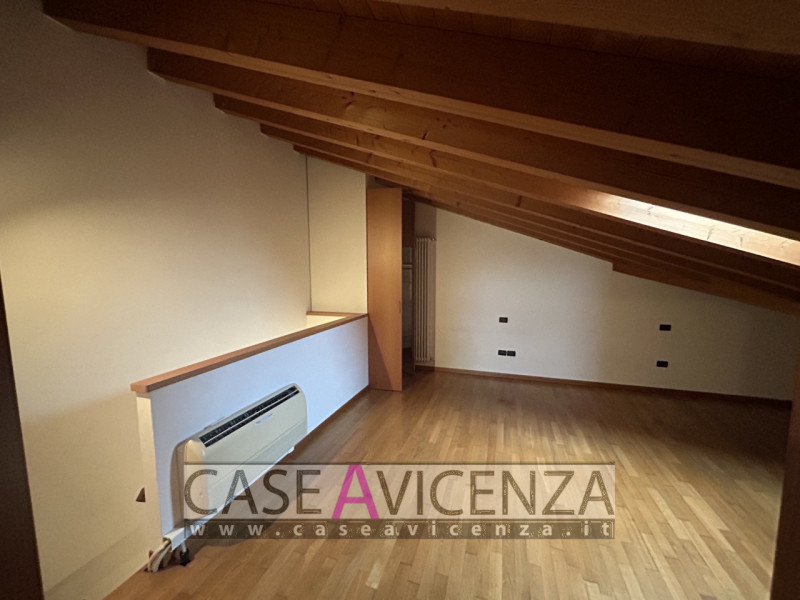 MESTRINO - ARLESEGA -C.E.D-  LIBERO SUBITO - NESSUN LAVORO DA FARE - in piccola palazzina RECENTE...