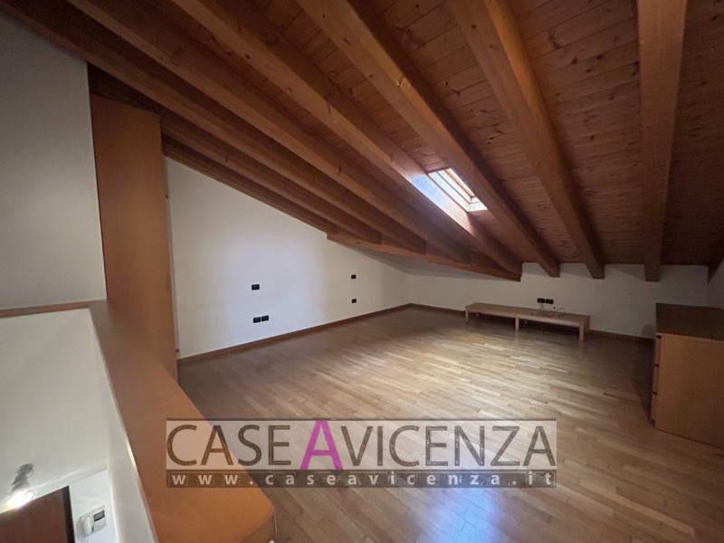 MESTRINO - ARLESEGA -C.E.D-  LIBERO SUBITO - NESSUN LAVORO DA FARE - in piccola palazzina RECENTE...