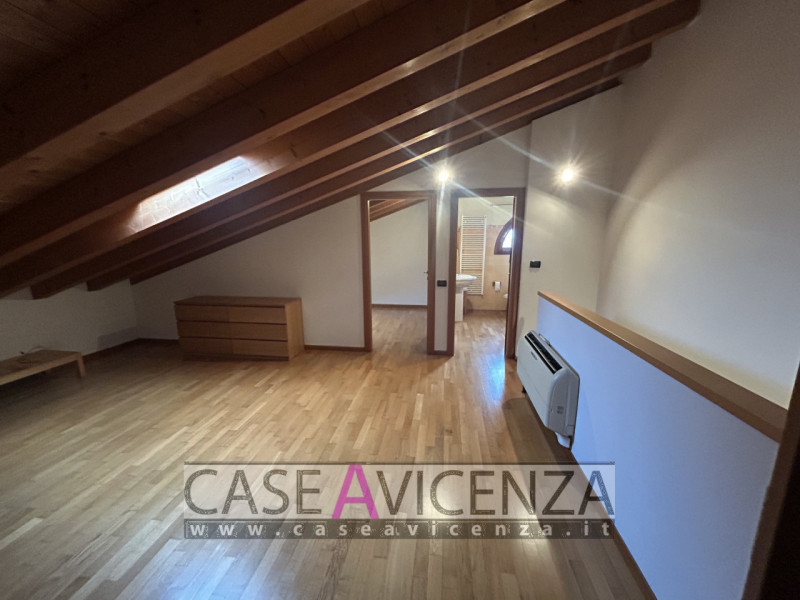 MESTRINO - ARLESEGA -C.E.D-  LIBERO SUBITO - NESSUN LAVORO DA FARE - in piccola palazzina RECENTE...