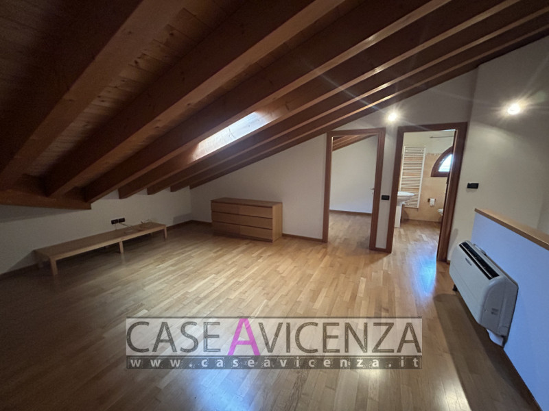 MESTRINO - ARLESEGA -C.E.D-  LIBERO SUBITO - NESSUN LAVORO DA FARE - in piccola palazzina RECENTE...