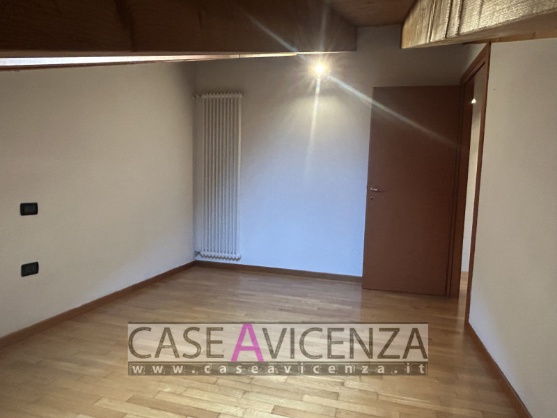 MESTRINO - ARLESEGA -C.E.D-  LIBERO SUBITO - NESSUN LAVORO DA FARE - in piccola palazzina RECENTE...