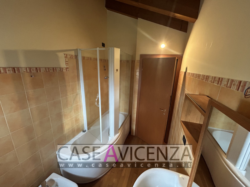 MESTRINO - ARLESEGA -C.E.D-  LIBERO SUBITO - NESSUN LAVORO DA FARE - in piccola palazzina RECENTE...