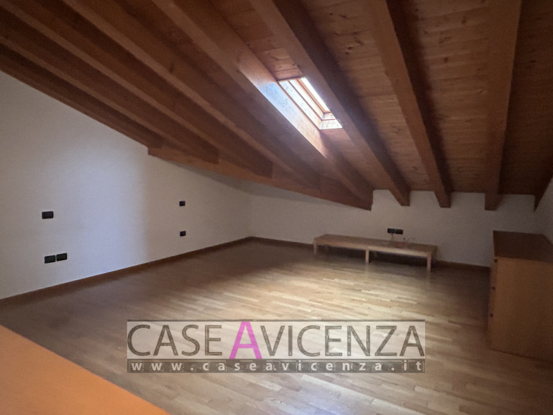 MESTRINO - ARLESEGA -C.E.D-  LIBERO SUBITO - NESSUN LAVORO DA FARE - in piccola palazzina RECENTE...