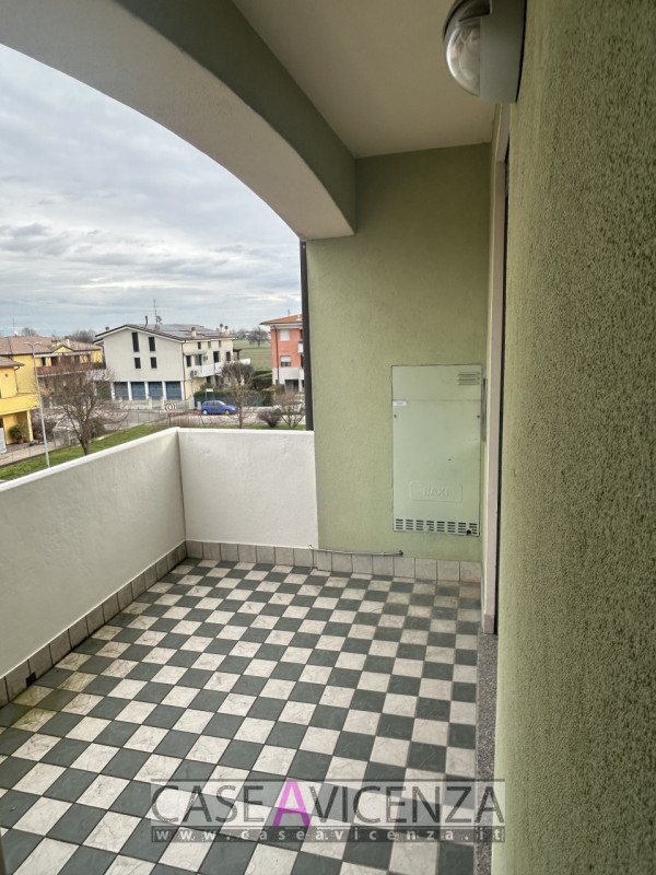 MESTRINO - ARLESEGA -C.E.D-  LIBERO SUBITO - NESSUN LAVORO DA FARE - in piccola palazzina RECENTE...